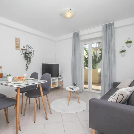 Apartment Dreamland Family