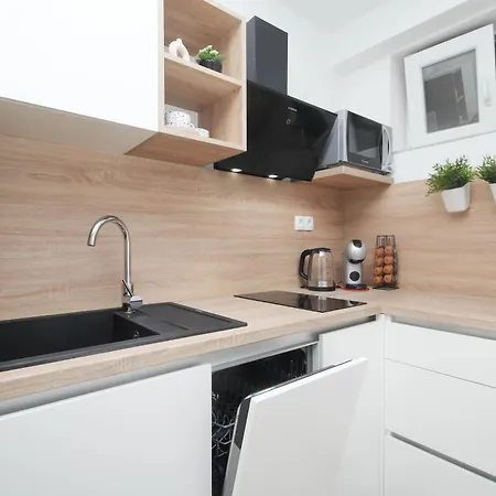 Dreamland Family Apartment